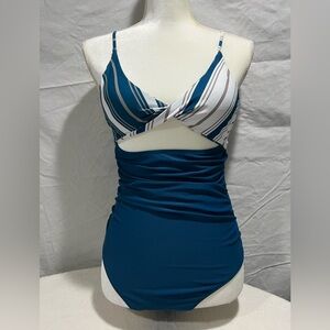 Cupshe Blue and White Swimsuit